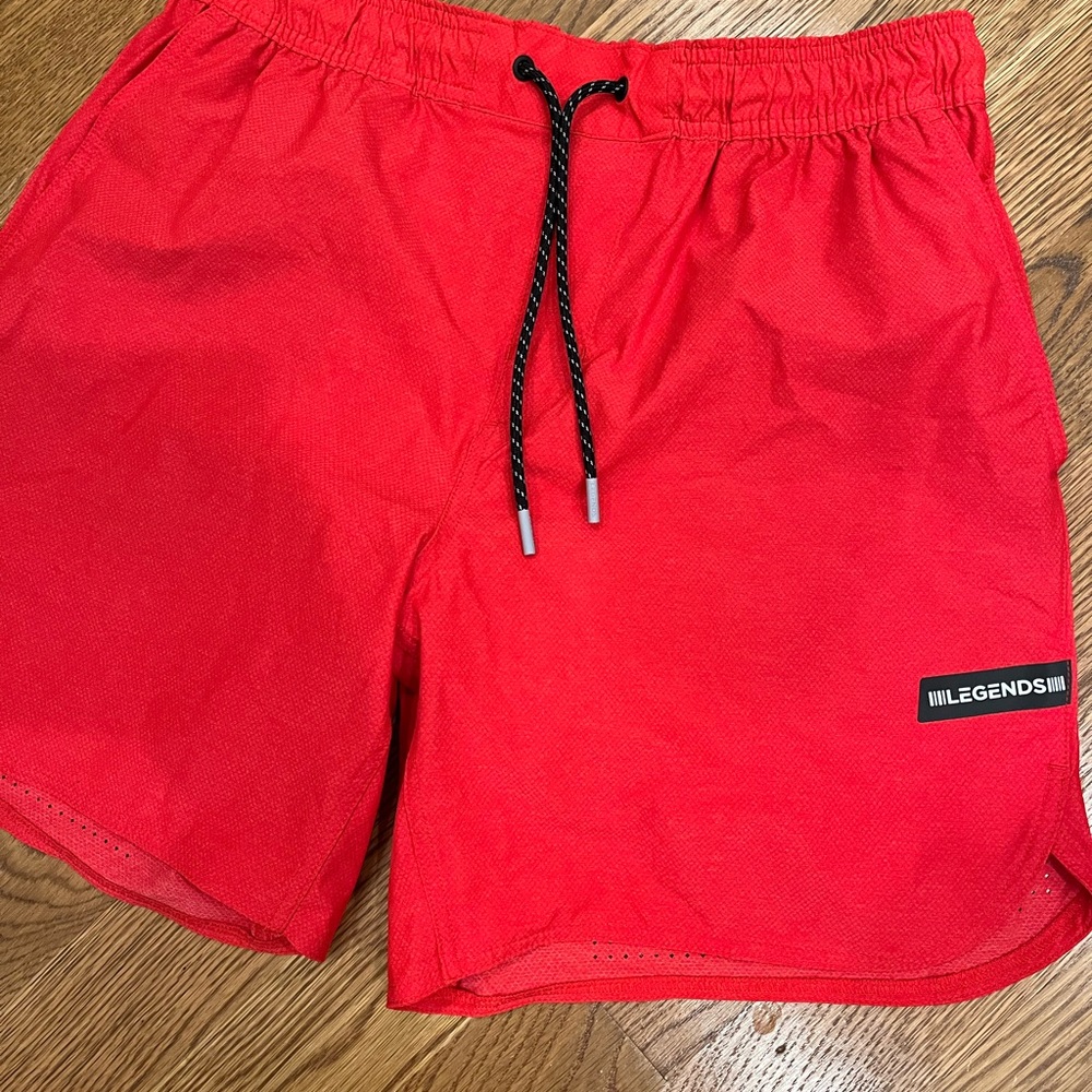 Legends HD short.  Fiery Red.  7in inseam liner less.